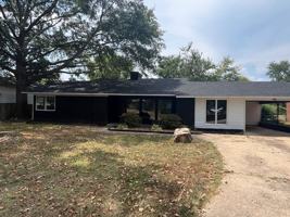 featured image of 212 Lillian