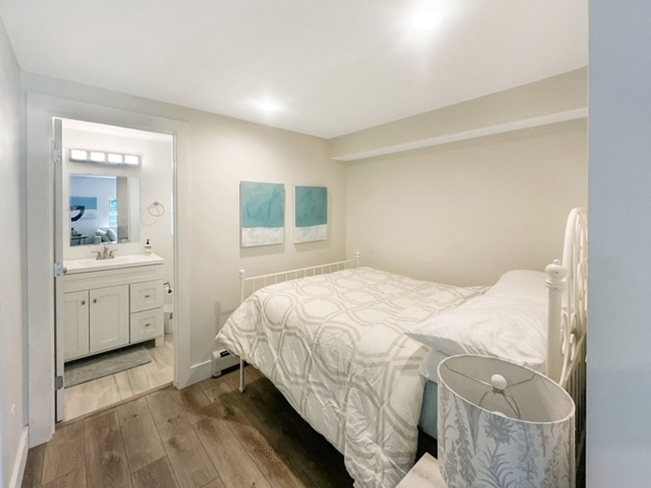 502 Wellington Rd - Photo 5 of 9