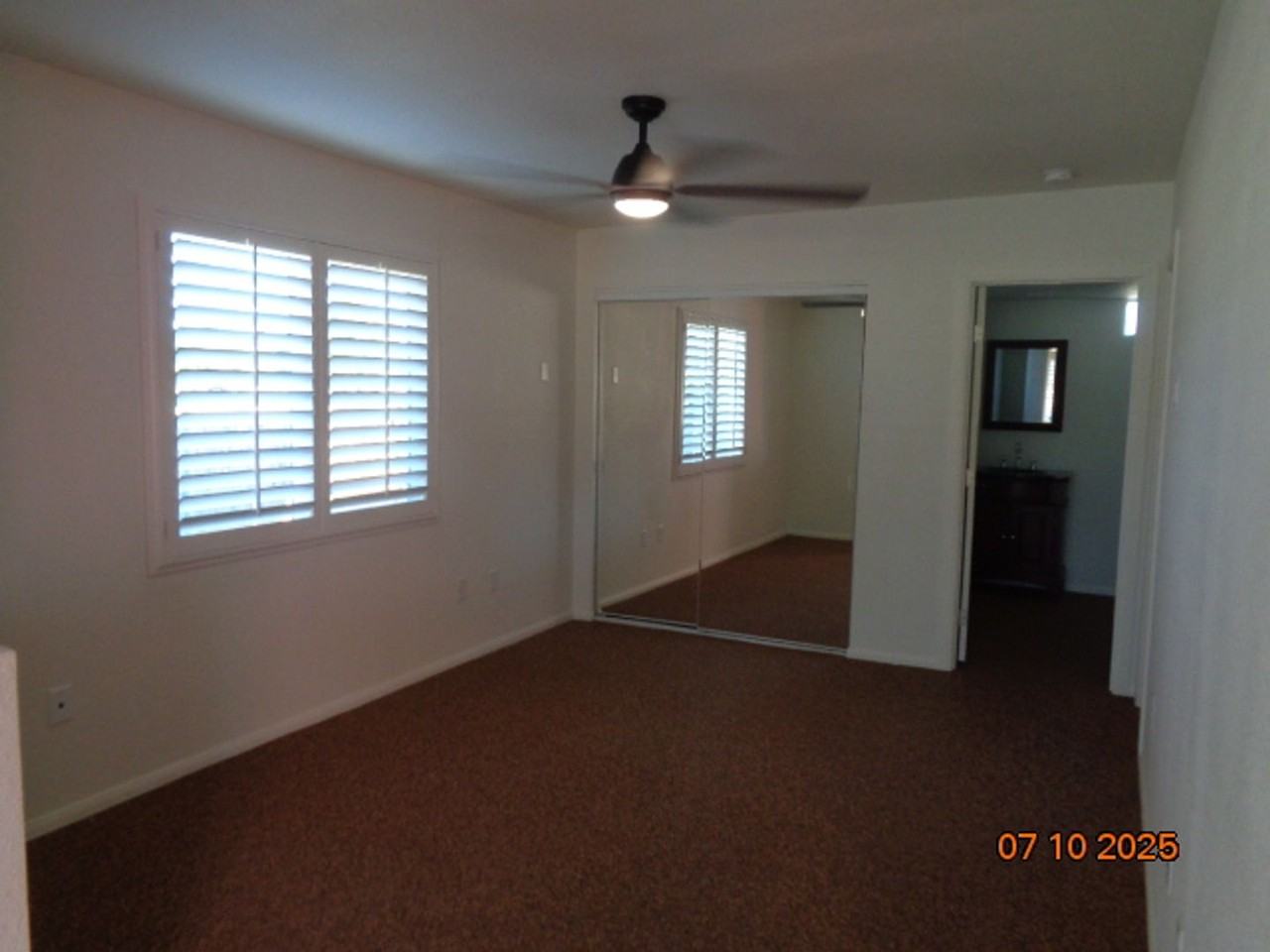 4 West Avenue M #4 - Photo 2 of 10