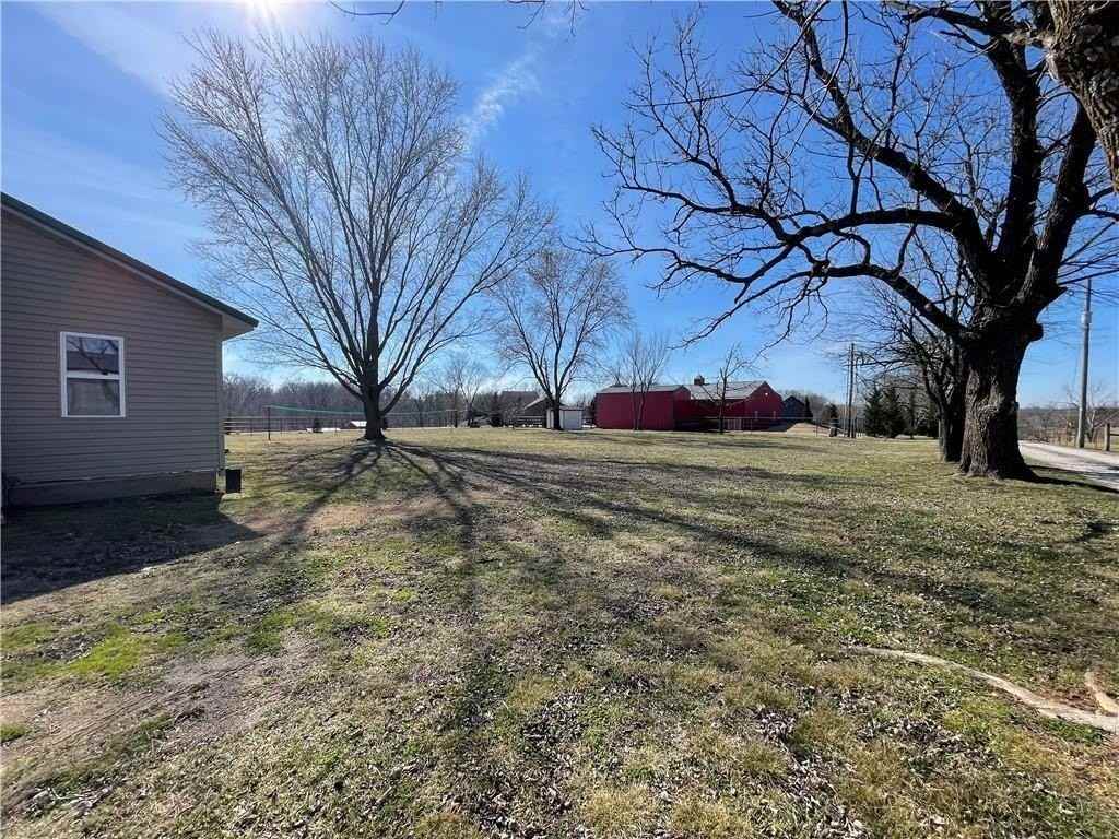 225 Bright St - Photo 2 of 13