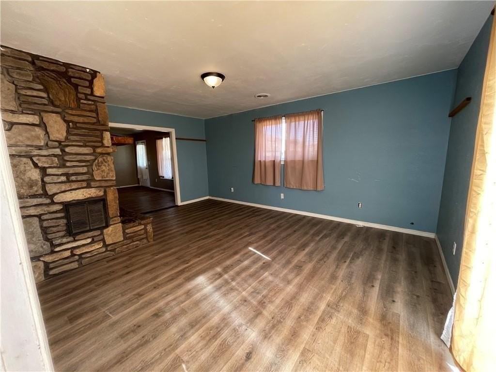 225 Bright St - Photo 7 of 13