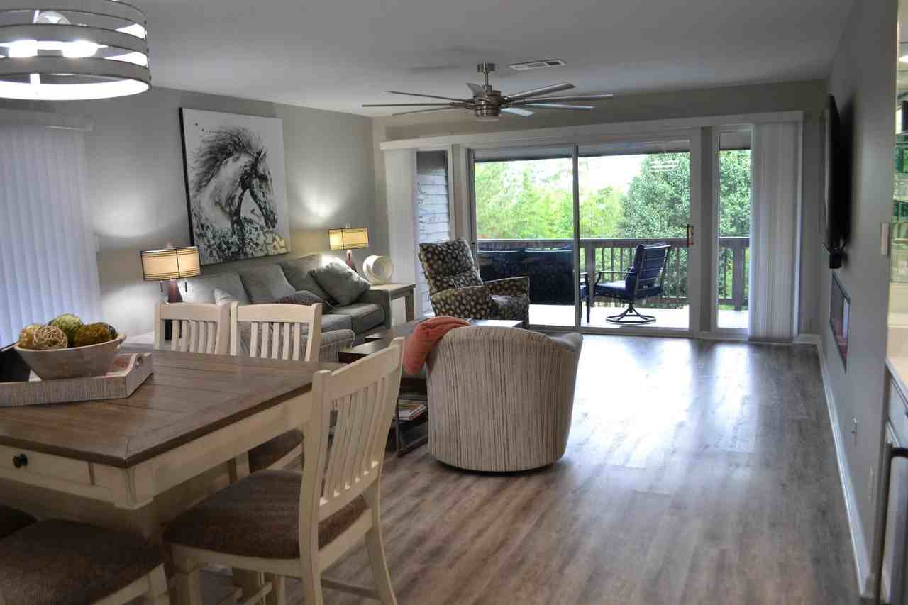 200 Hamilton Oaks Dr - Photo 3 of 23