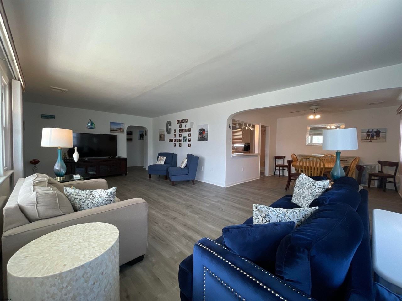 307 N Essex Ave - Photo 6 of 20