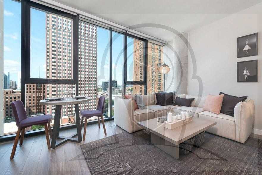 60610 Chicago Avenue - Photo 2 of 9