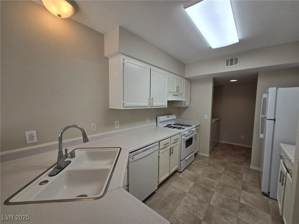 2804 Crystal Lantern Dr - Photo 7 of 19