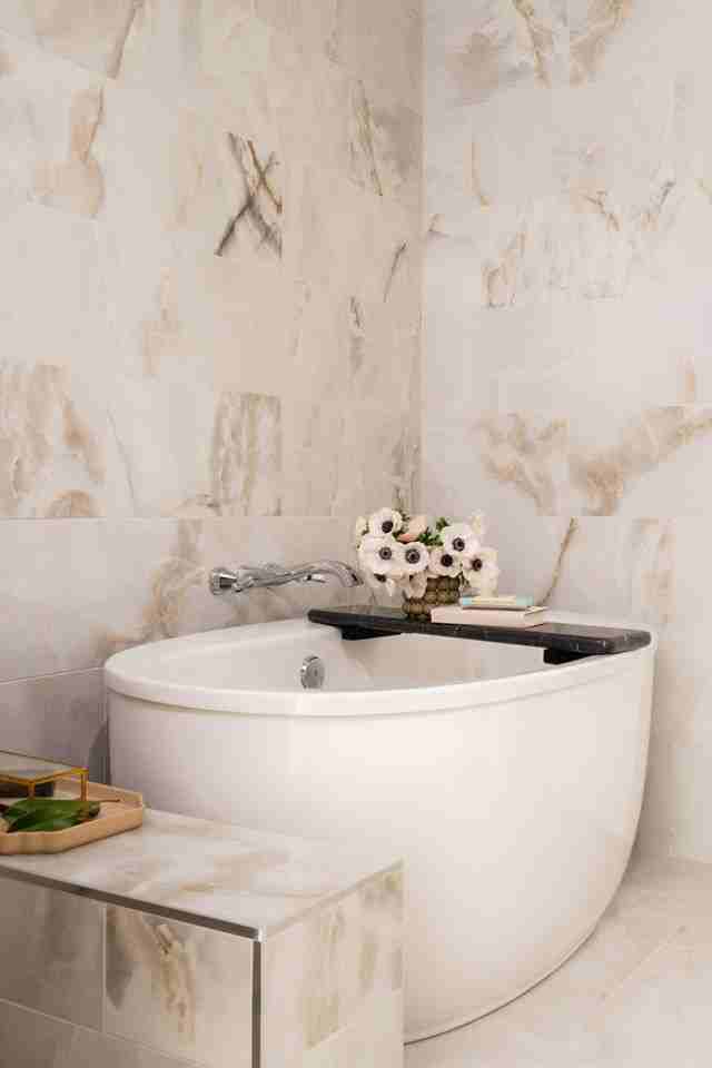 4343 Woodhead St - Photo 4 of 8