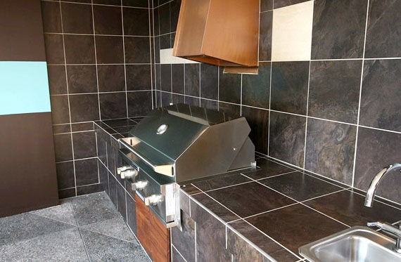 1222 Commerce St - Photo 4 of 5