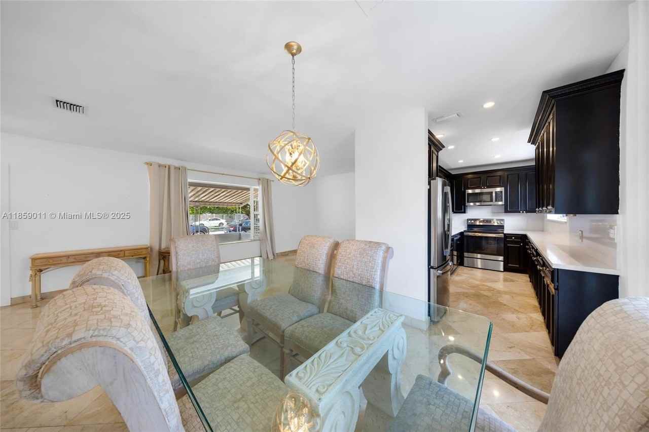 1700 N Treasure Dr #0 - Photo 7 of 50