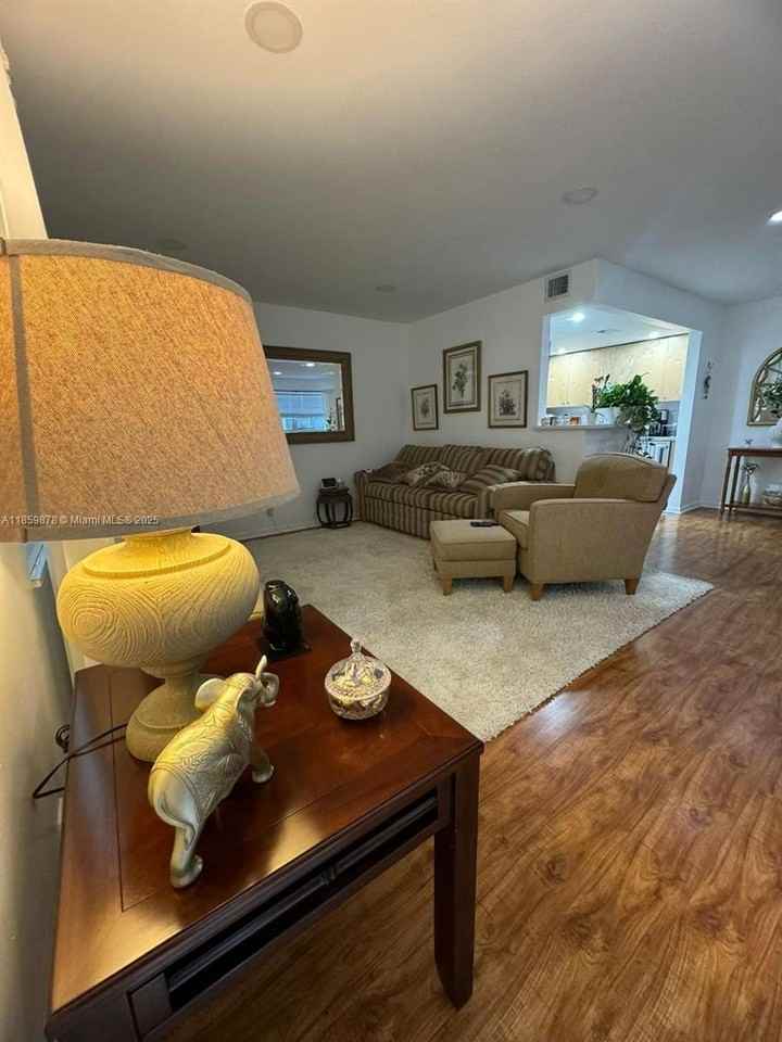 303 Burgundy G #303 - Photo 5 of 19