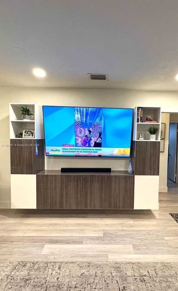 2751 Sw 4th Ct - Photo 7 of 24