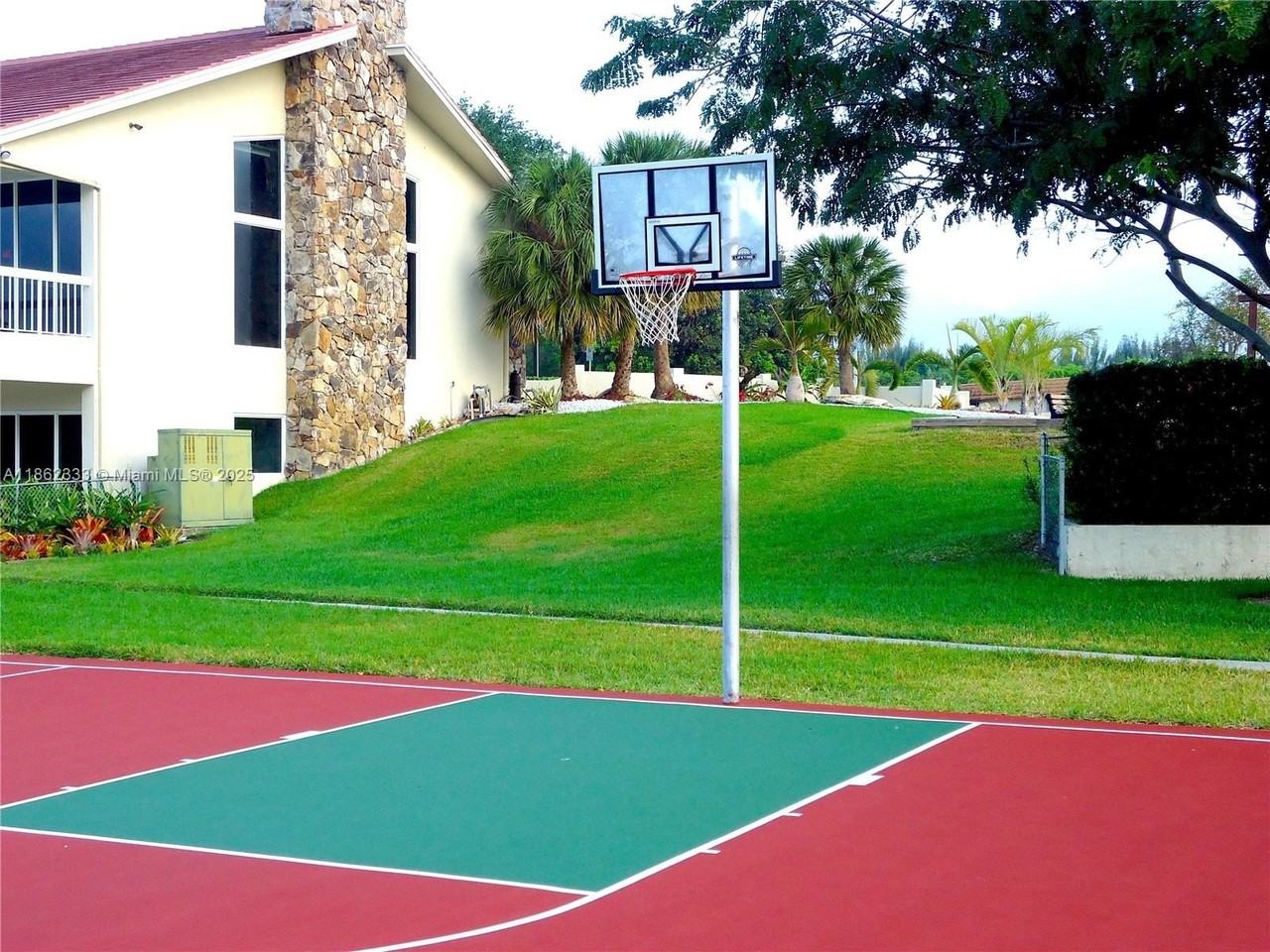 7730 Camino Real #F114 - Photo 3 of 7