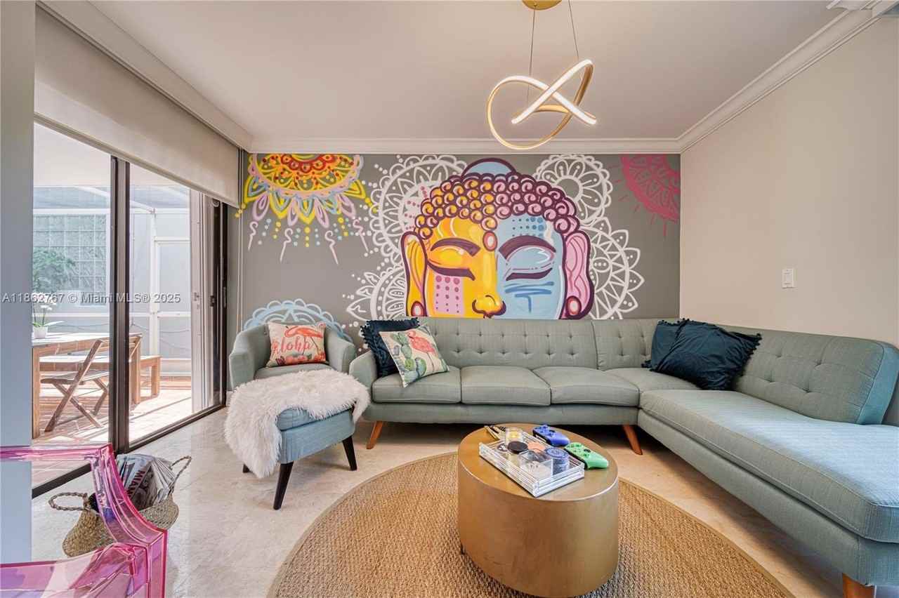 2918 Whitehead St #2 - Photo 2 of 25