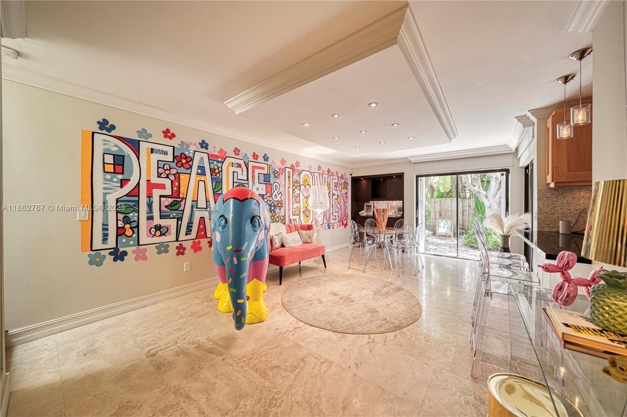 2918 Whitehead St #2 - Photo 4 of 25