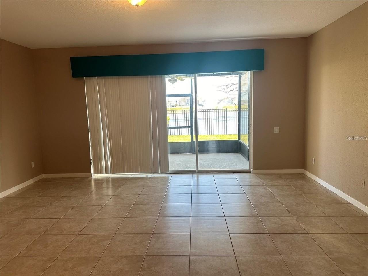 999 Enclair St - Photo 5 of 16