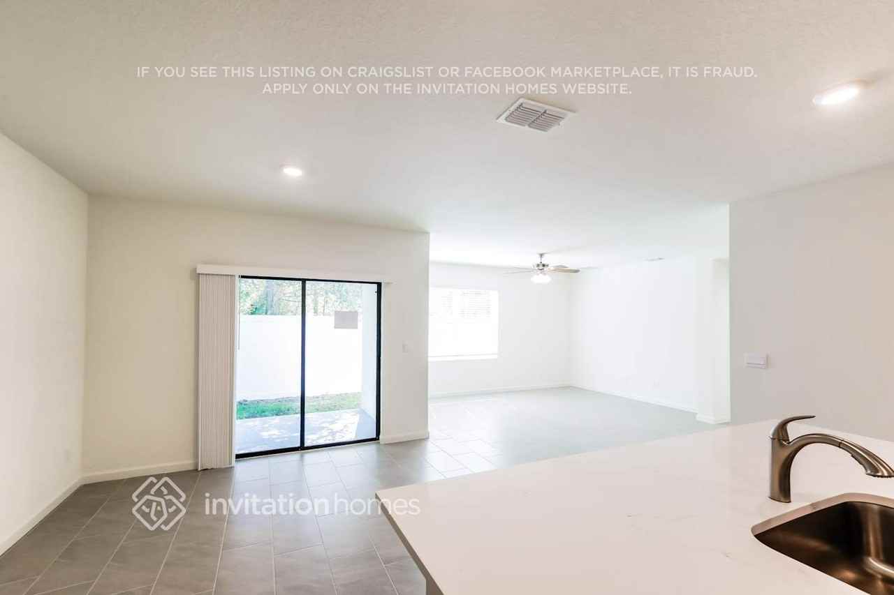 505 Sea Spray Dr - Photo 6 of 17