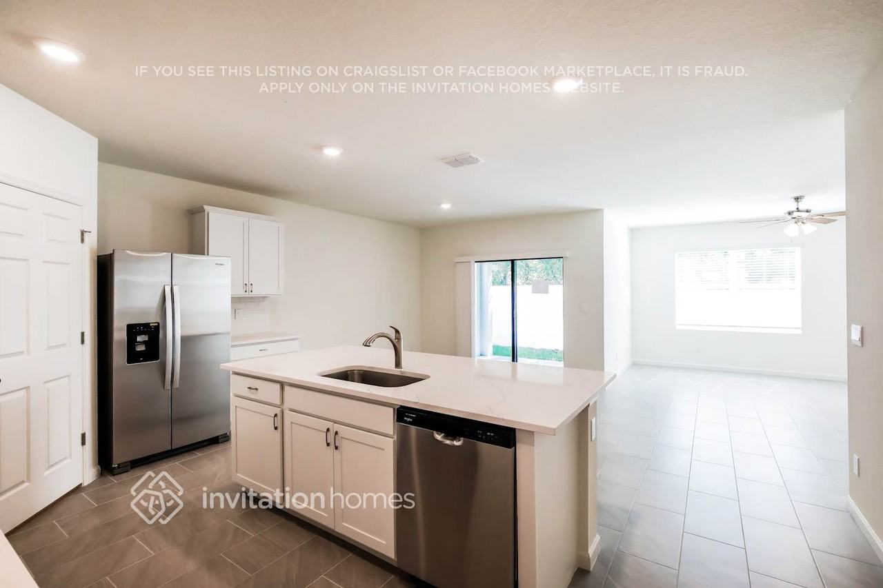 505 Sea Spray Dr - Photo 7 of 17