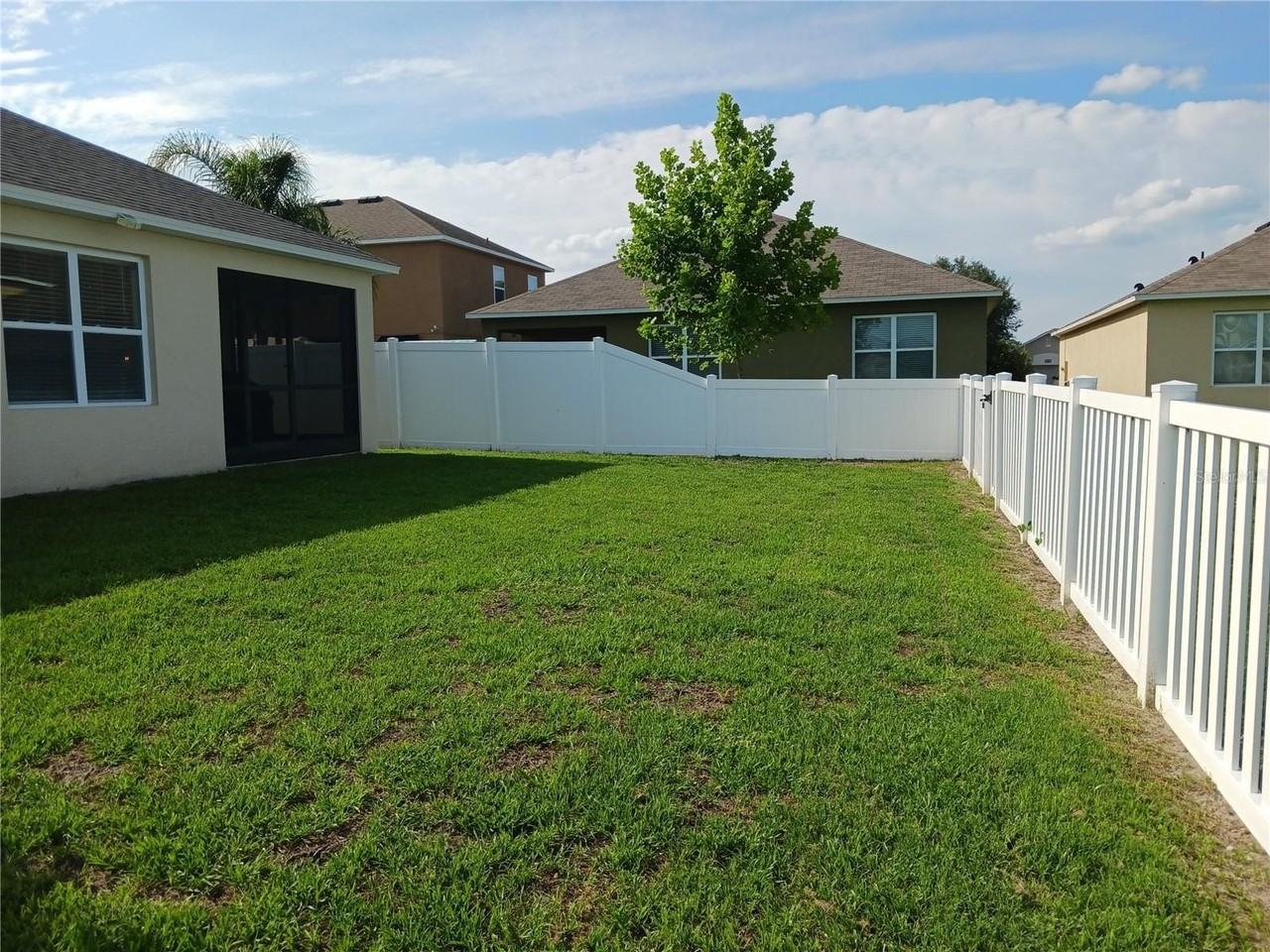 563 Honey Bell Road - Photo 3 of 24