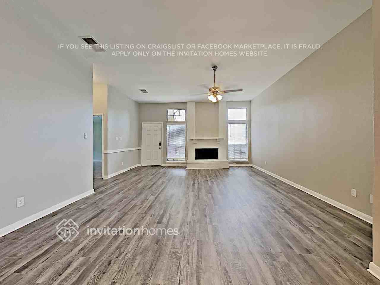 7825 Prescott Dr - Photo 3 of 14