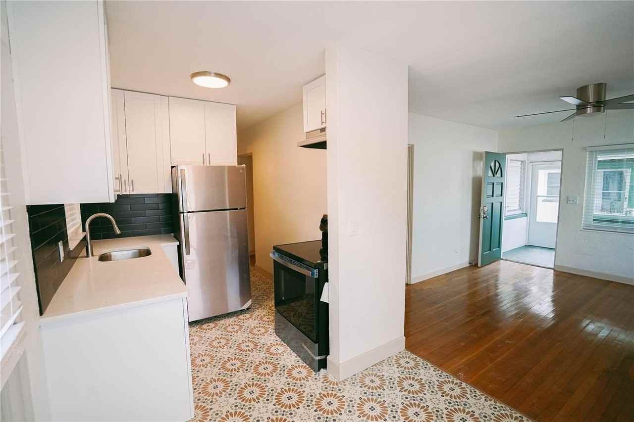 2001 Dr Martin Luther King Jr St N - Photo 7 of 21