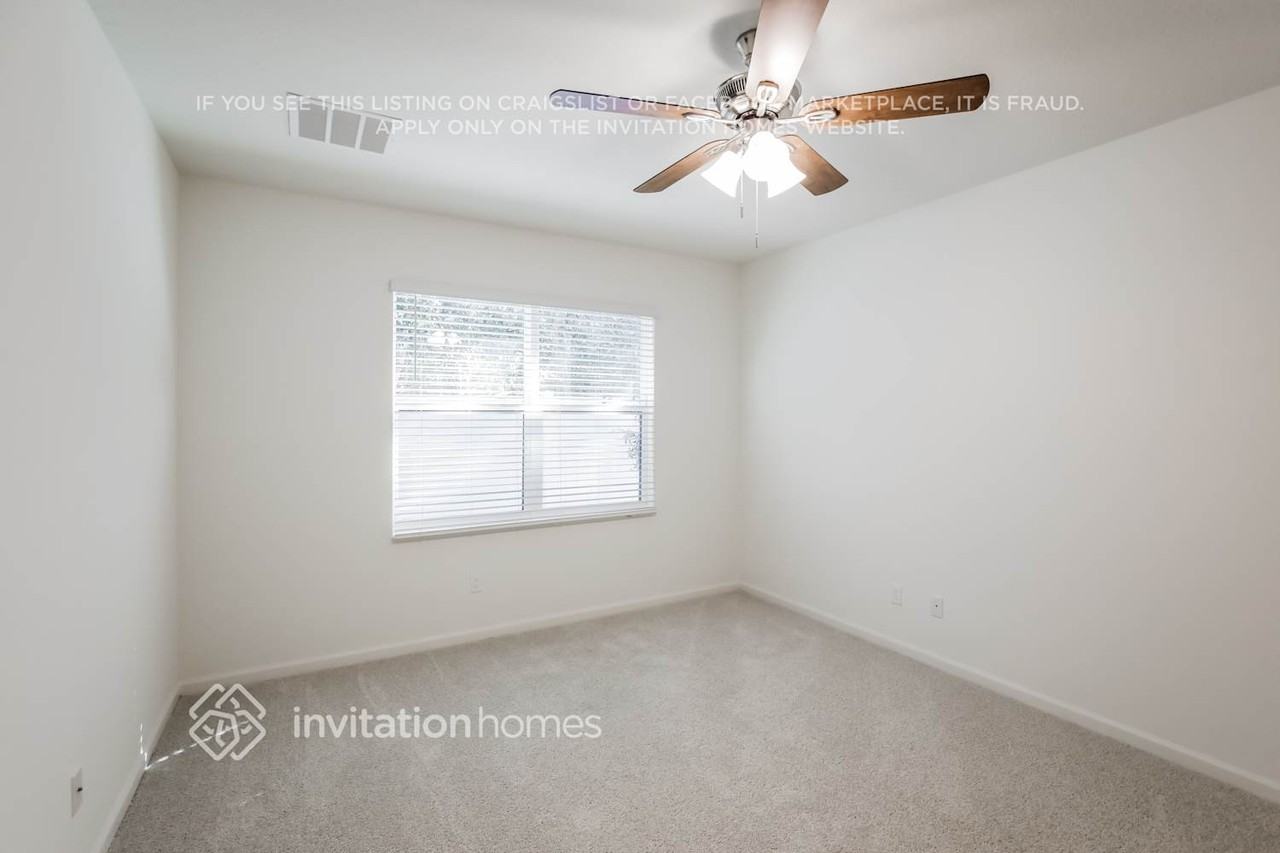 9671 Sea Spray Dr - Photo 7 of 17