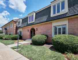 8511 Canterbury Sq W - Photo 1 of 1