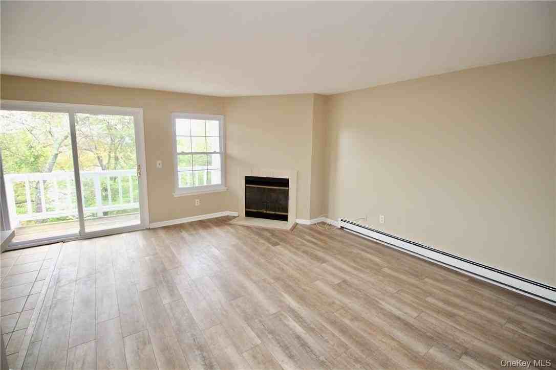 25 Lexington Hills Road #10 - Photo 3 of 13