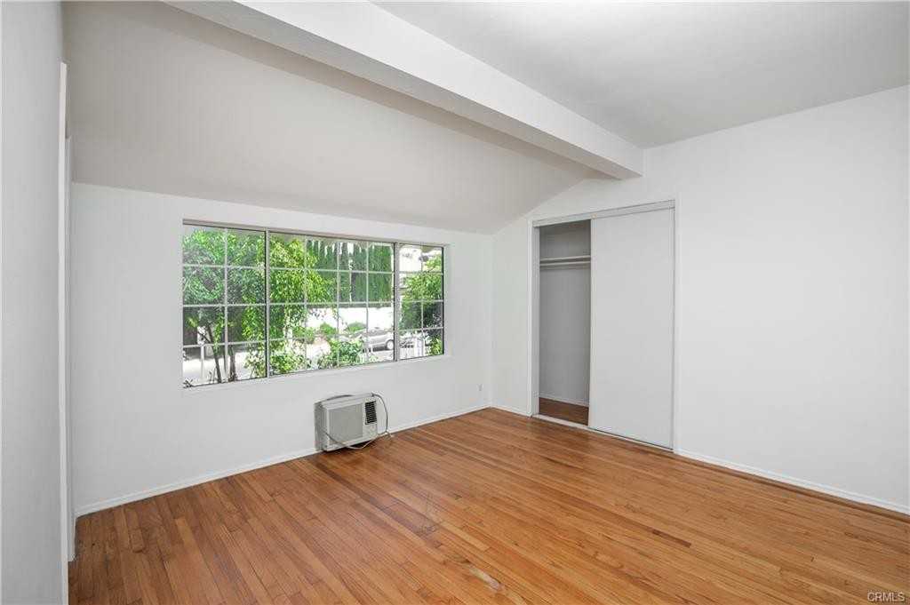 5219 San Feliciano Dr