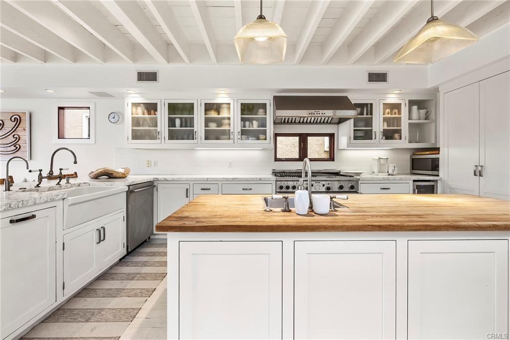 235 Canal St - Photo 3 of 8