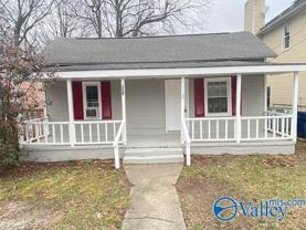 807 Oshaughnessy Ave Ne - Photo 1 of 1