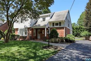 55 Forest Rd - Photo 1 of 1