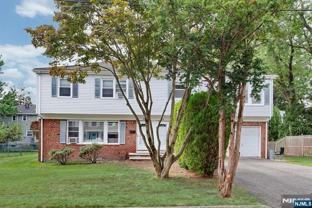 44 Davenport Ave - Photo 1 of 1