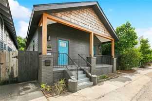 2450 N Claiborne Ave - Photo 1 of 1