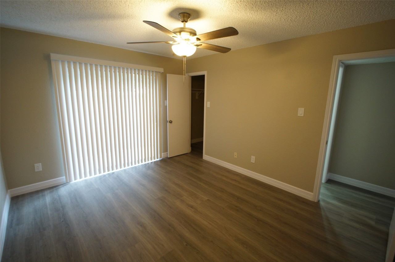 8581 Sands Point Drive - Photo 2 of 20