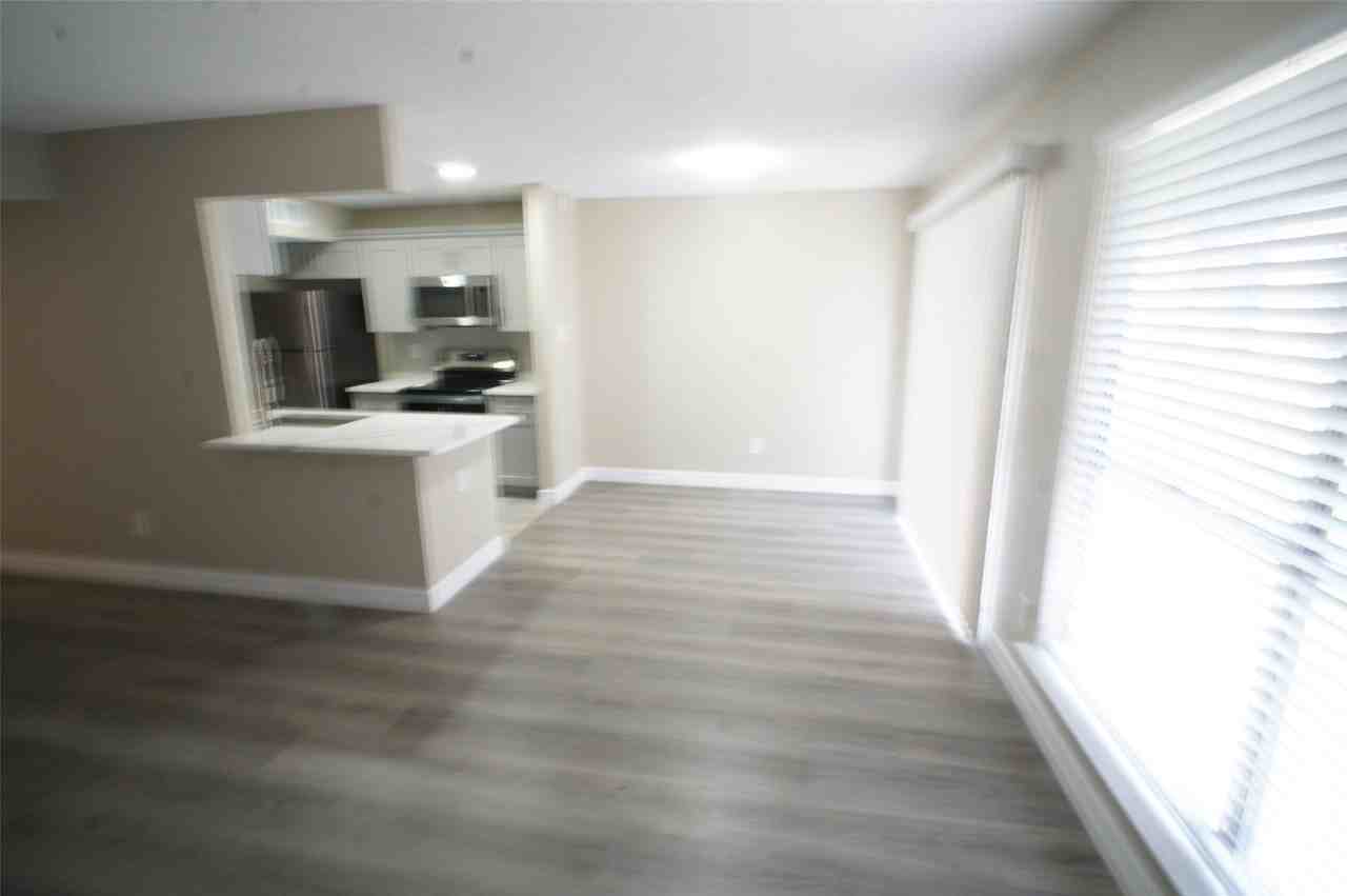 8581 Sands Point Drive - Photo 7 of 20