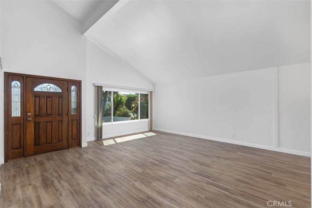 3521 Pecan St - Photo 3 of 37