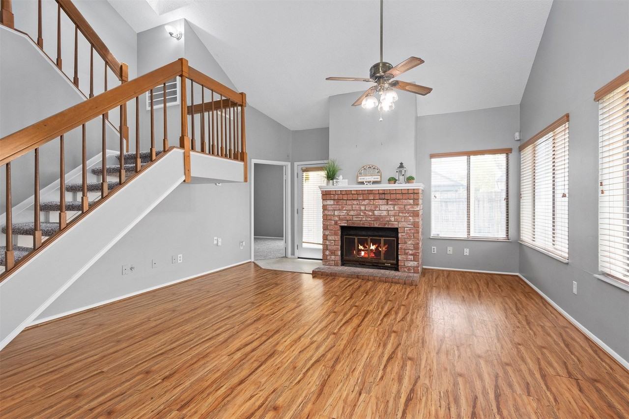 10842 Ryan Trails Dr - Photo 6 of 27