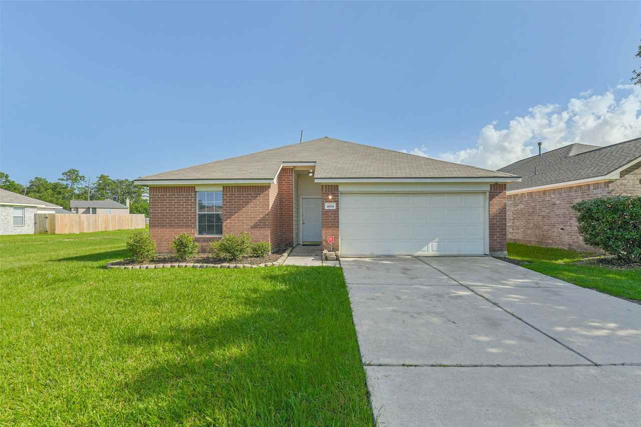 4938 Winding View Ln - Photo 2 of 29