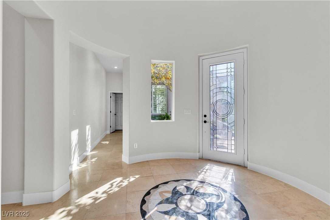 11621 La Mirago Place - Photo 4 of 50