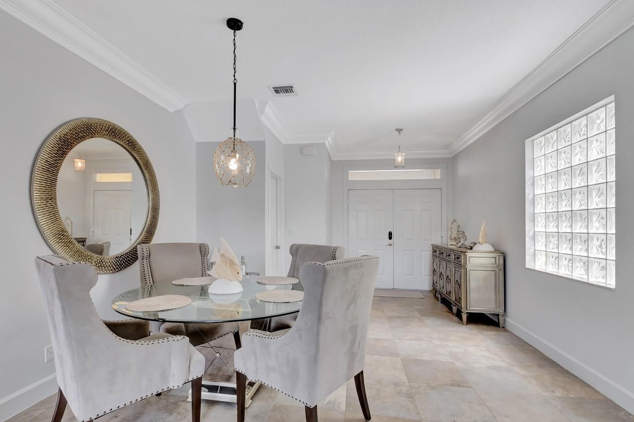 6173 Lottie Ln - Photo 3 of 22