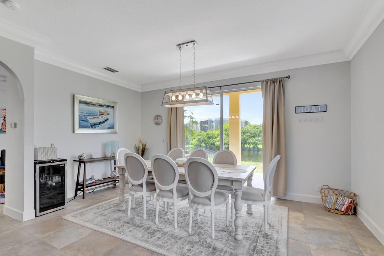 6173 Lottie Ln - Photo 4 of 22