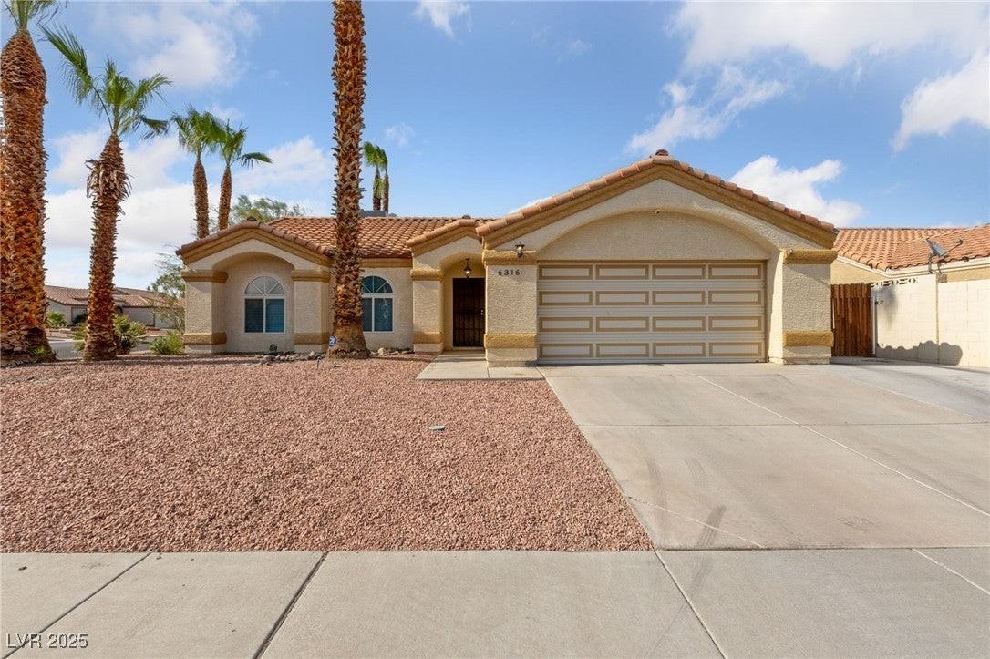 6316 W La Madre Way - Photo 2 of 23