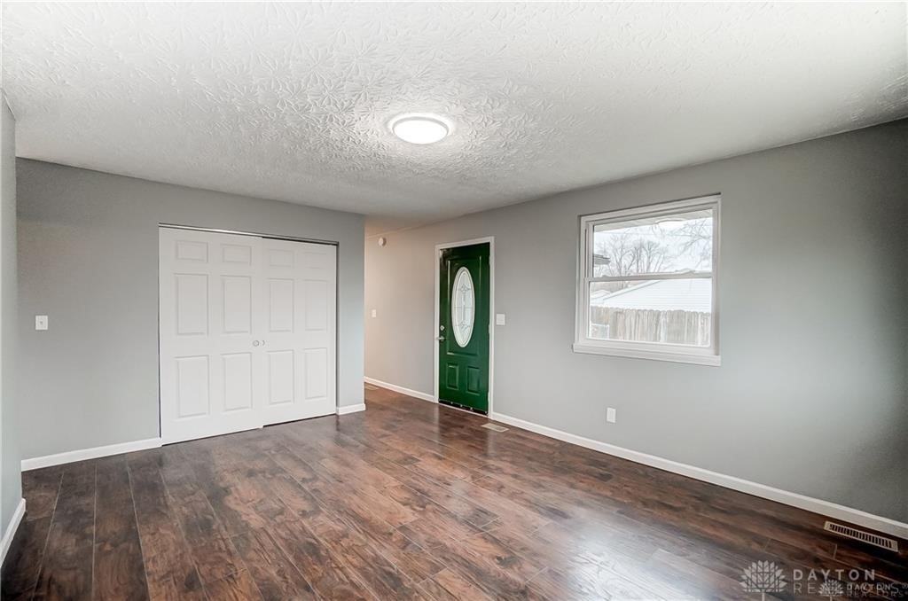 10269 Pottinger Rd - Photo 3 of 21