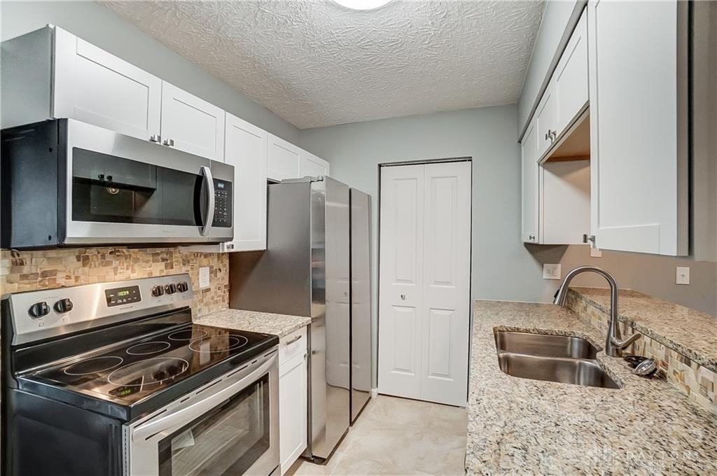 10269 Pottinger Rd - Photo 5 of 21