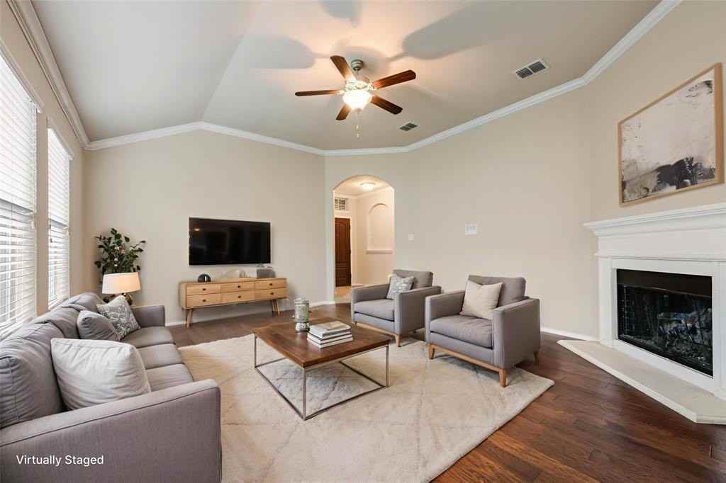 1804 Abbeygale Dr - Photo 4 of 21