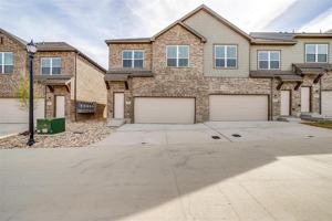 featured image of 520 Lake Point Dr