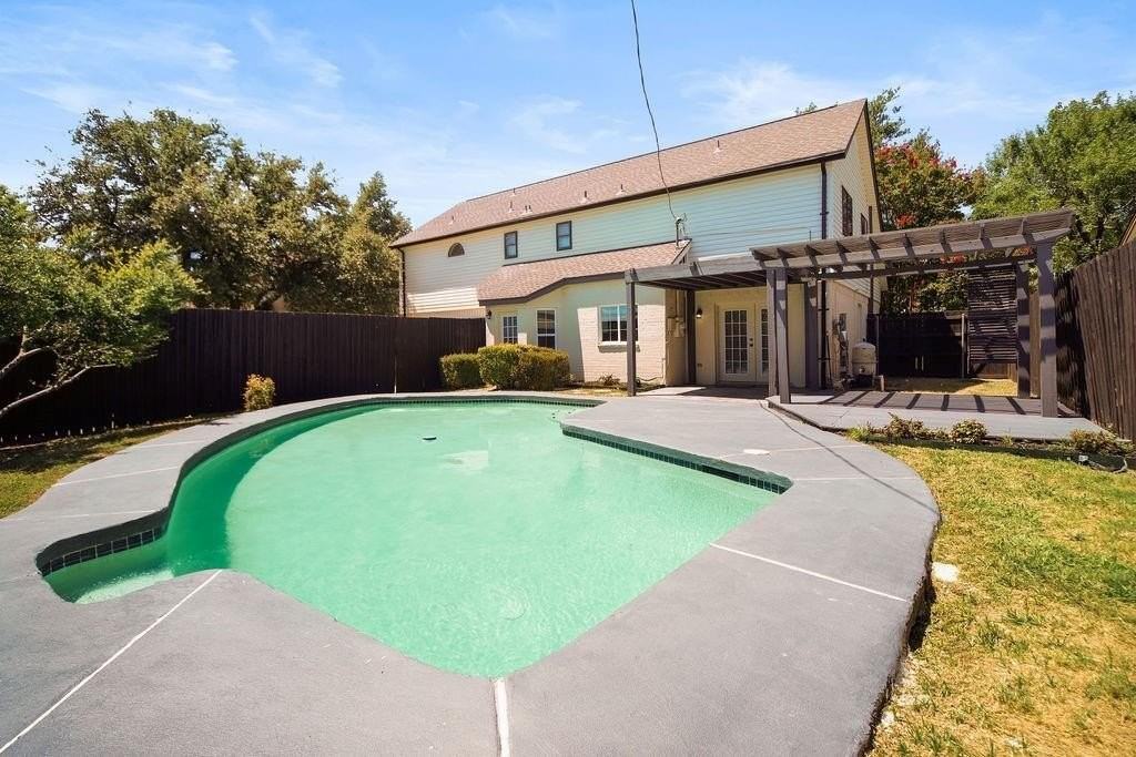 5206 Vagas Drive - Photo 5 of 35