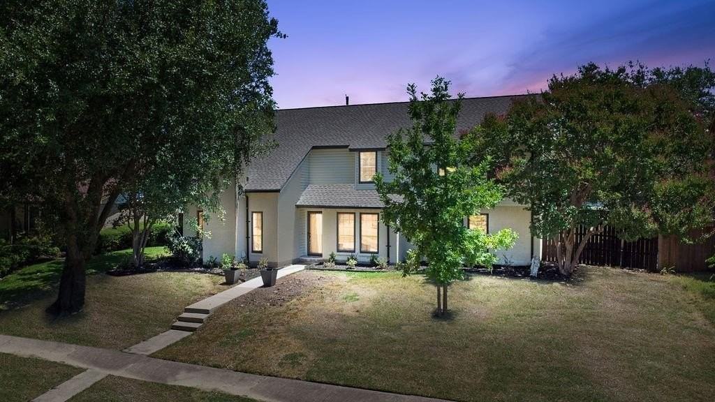 5206 Vagas Drive - Photo 2 of 35