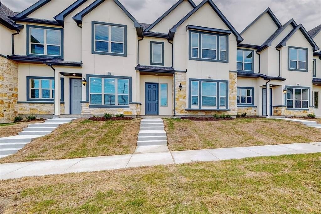 16082 Doe Lake Dr - Photo 5 of 40