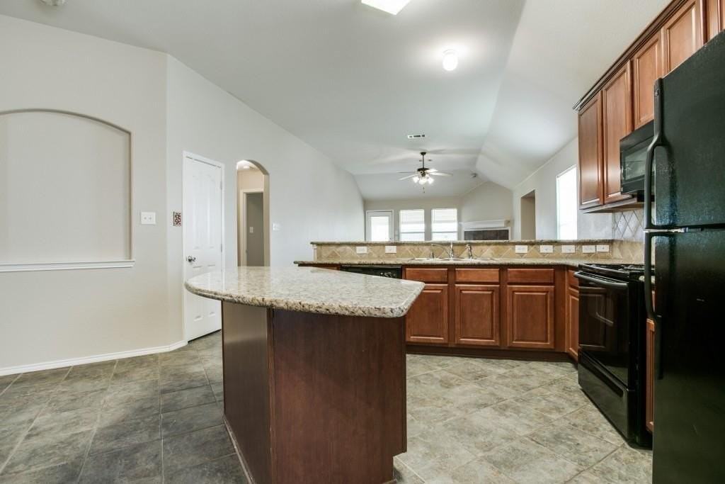 160 Briar Grove Dr - Photo 3 of 22