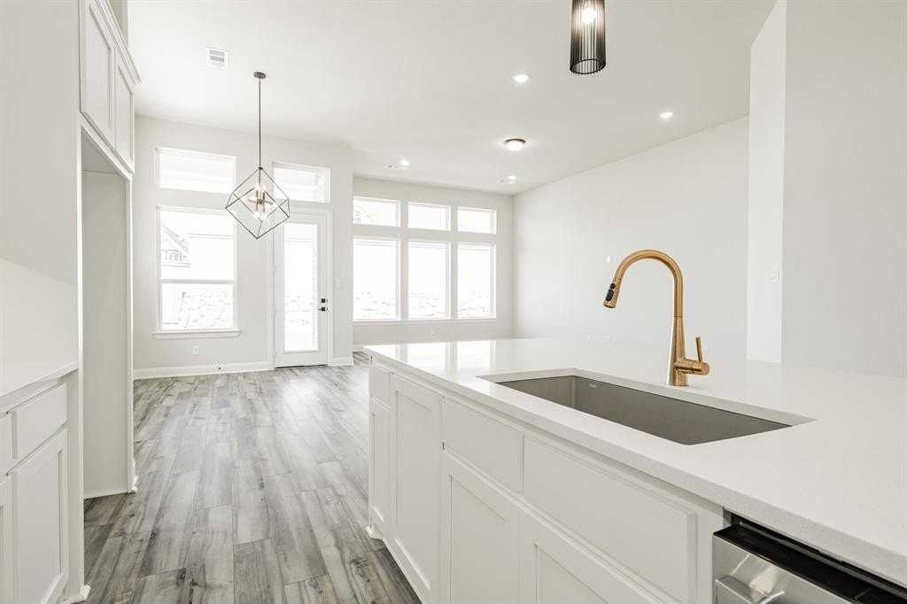 2252 Pika Rd - Photo 3 of 21